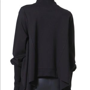 DNKY Cropped Wool Knit Turtleneck Poncho Sweater-Black OSFM Dolman Sleeves Thick